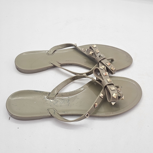 Valentino Garavani Rockstud PVC Jelly Thong Sandal Size 41 (US 10.5–11) - Picture 2 of 11